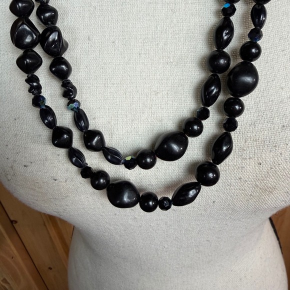 Vintage Park Lane Black Beaded Necklace & Clip Earring Set Aurora Borealis - Picture 3 of 8